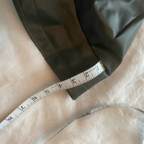 Classic Dark Grey Extra Large Sou’ - Picture 9 of 10